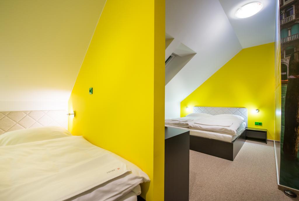 Готель Relax21 Uhersky Ostroh Номер фото